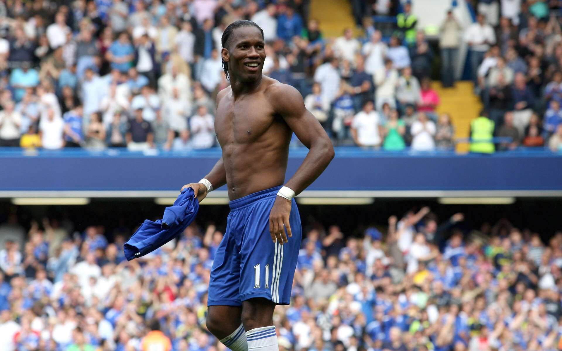 _魔术队士气高昂，稳中求胜_，魔术队魔术师